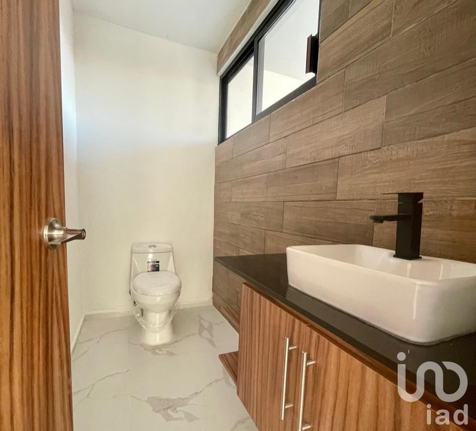 SE VENDE CASA CON MUY BONITOS ACABADOS EN COL ROMERO VARGAS EN PUEBLA