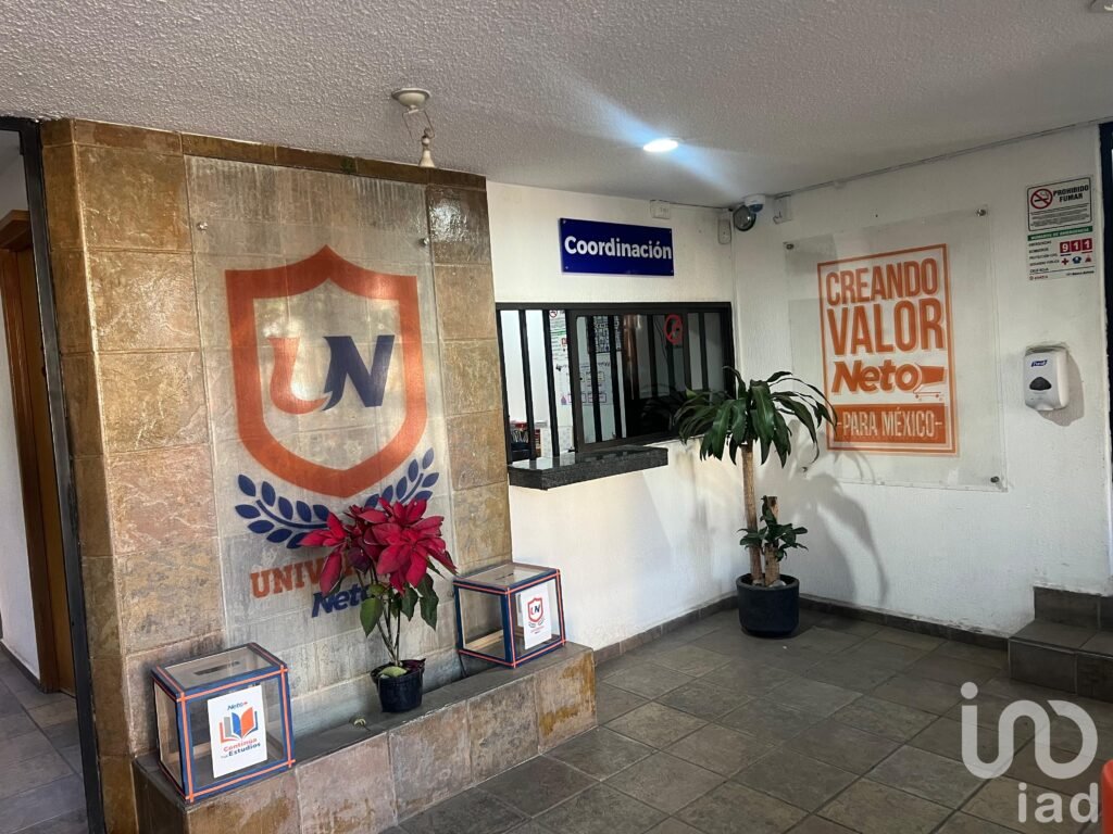 SE VENDE oficina/escuela en esquina calle Tajin Colonia Narvarte