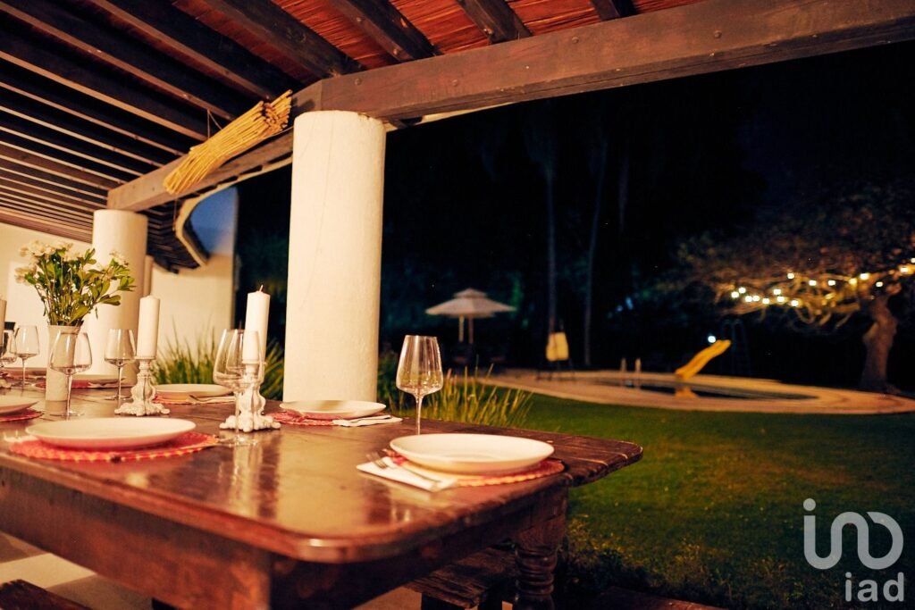 Venta de casa de ensueño en jardines de ahuatepec Cuernavaca Morelos, Luz, Gran jardin y encanto !!