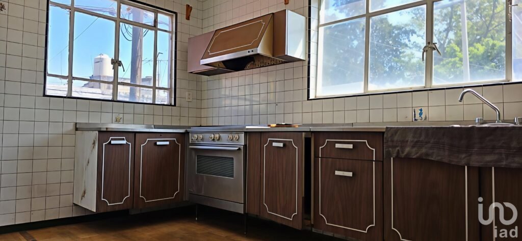 Casa en venta para remodelar en la colonia Santa Anita, Iztacalco, Ciudad de México