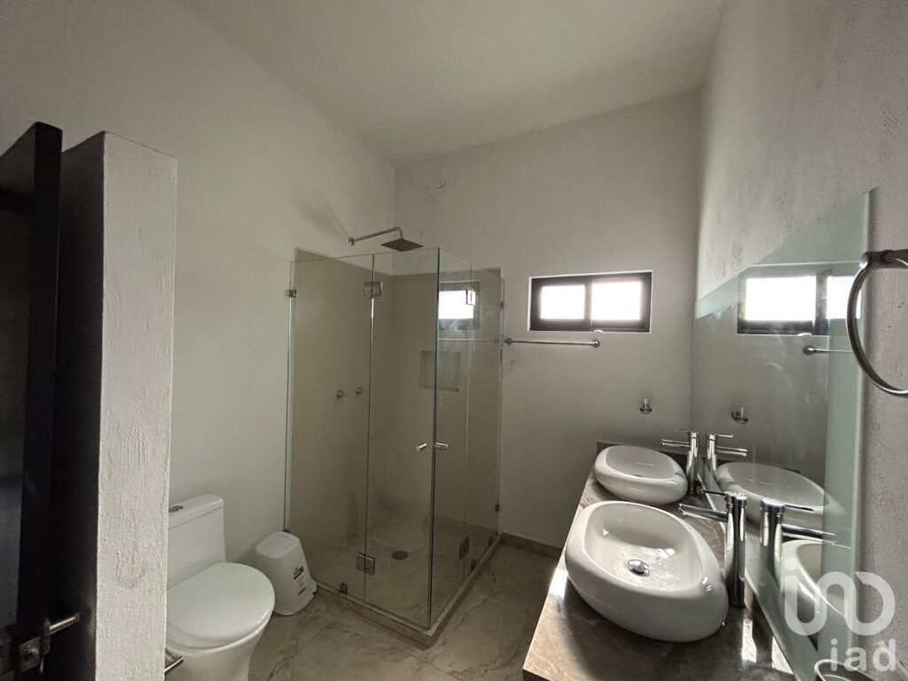 Casa en venta con estilo moderno en Cuernavaca