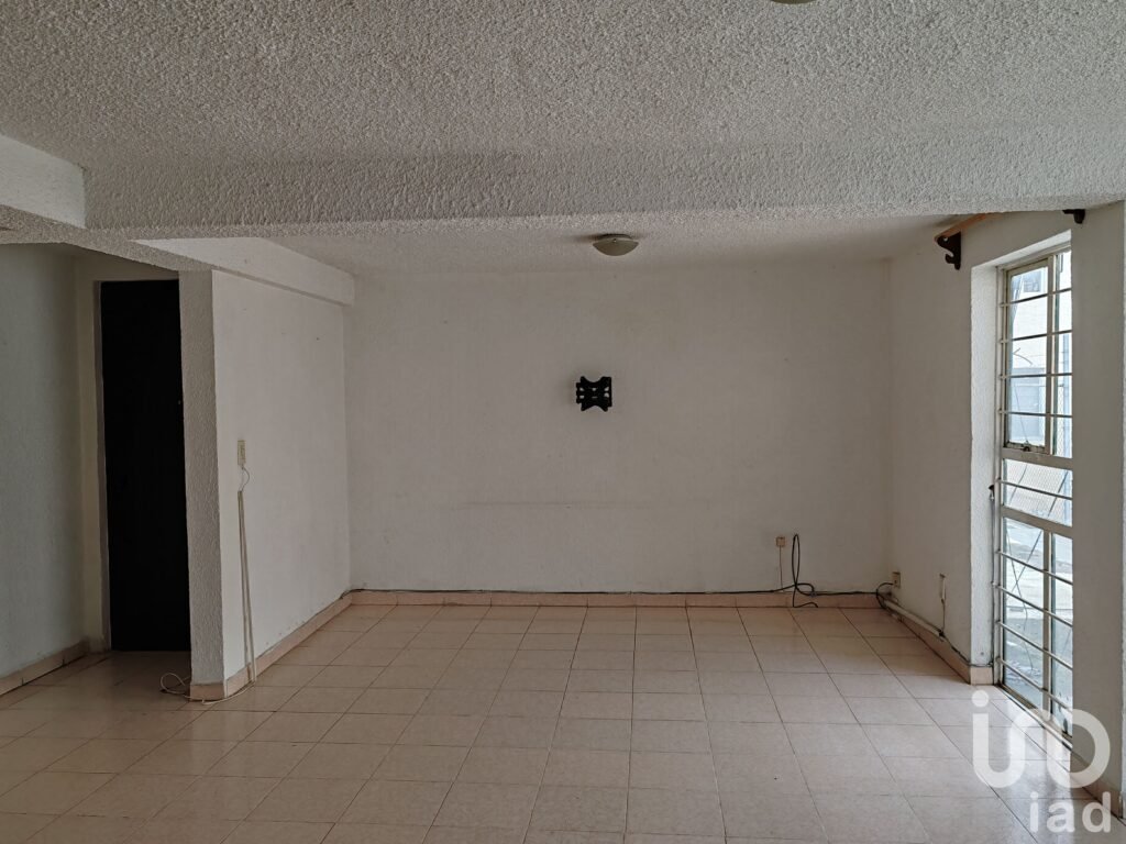 DEPARTAMENTO EN VENTA EN LOMAS ESTRELLA