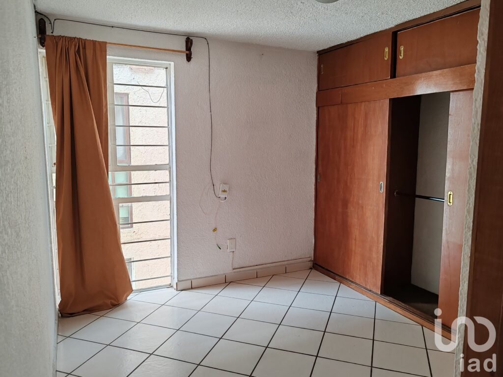 DEPARTAMENTO EN VENTA EN LOMAS ESTRELLA