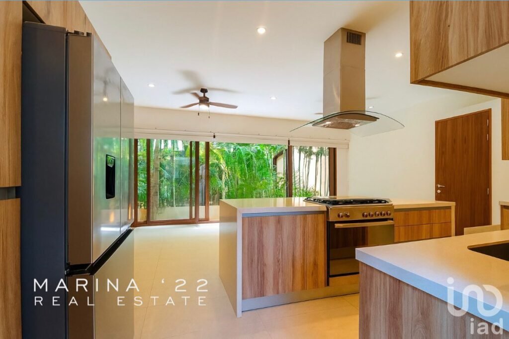 Townhouse for SALE in one of the most exclusive areas of the Riviera Maya- Duplex en zona de lujo