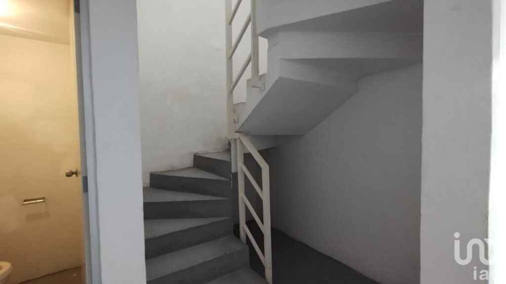 CASA EN VENTA EN FRACCIONAMIENTO LOS SAUCES, ZUMPANGO,ESTADO DE MÉXICO