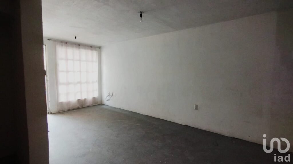 CASA EN VENTA EN FRACCIONAMIENTO LOS SAUCES, ZUMPANGO,ESTADO DE MÉXICO