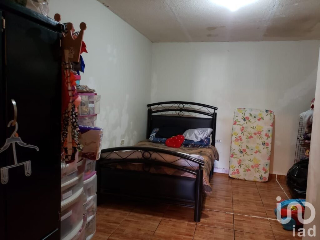 CASA EN VENTA EN PORTALES 4, MEXICALI.
