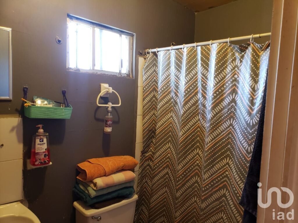 CASA EN VENTA EN PORTALES 4, MEXICALI.