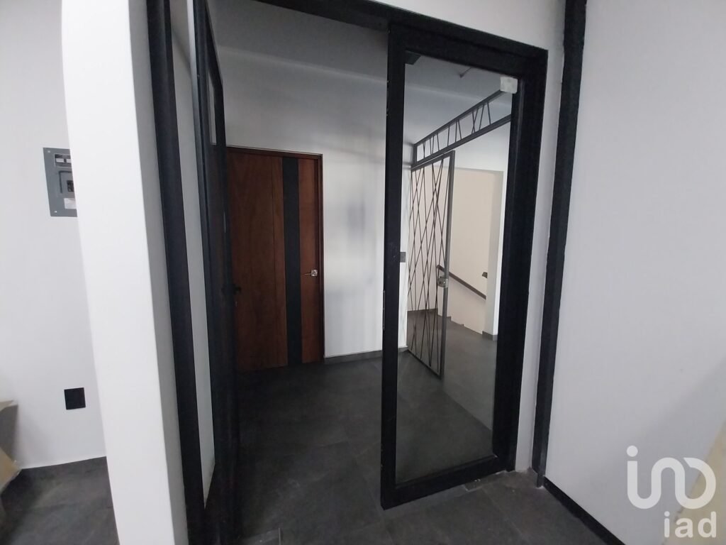 RENTA DE ESPACIO EN PRIMER PISO PARA LOCAL/OFICINA EN LA COLONIA REFORMA, OAXACA DE JUAREZ, OAXACA.