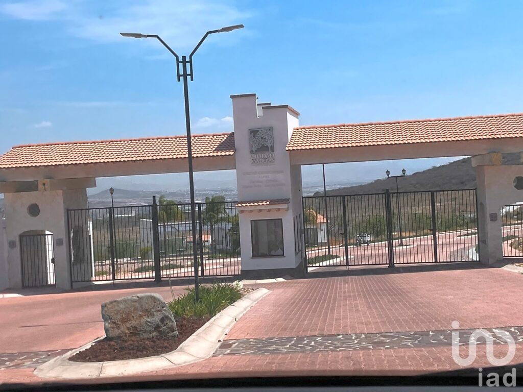 Terreno en Cimatario, Monte Baldo 54