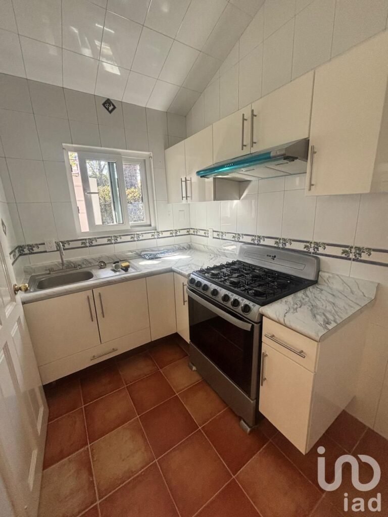 Casa en renta en el fraccionamiento Condado de Sayavedra