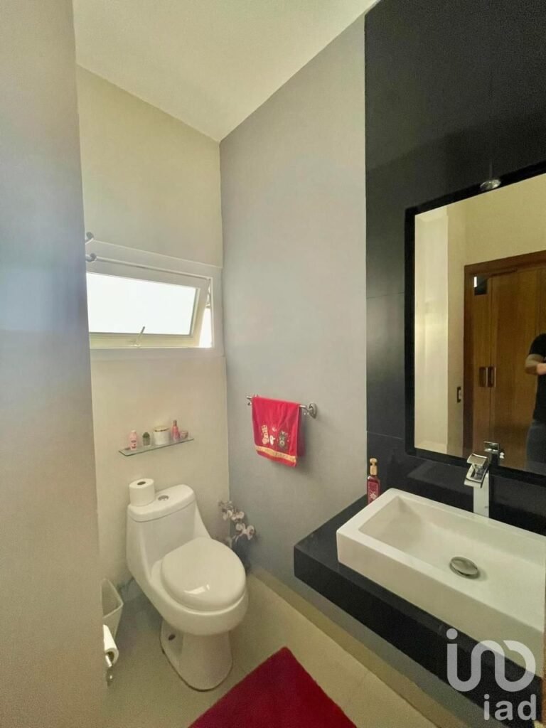 Casa en Venta en Privada Palmira Tinguindin Cuernavaca Mor