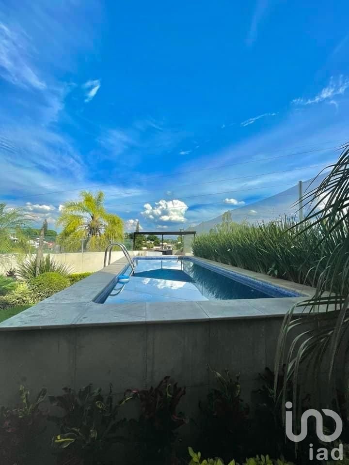 Casa en Venta en Privada Palmira Tinguindin Cuernavaca Mor