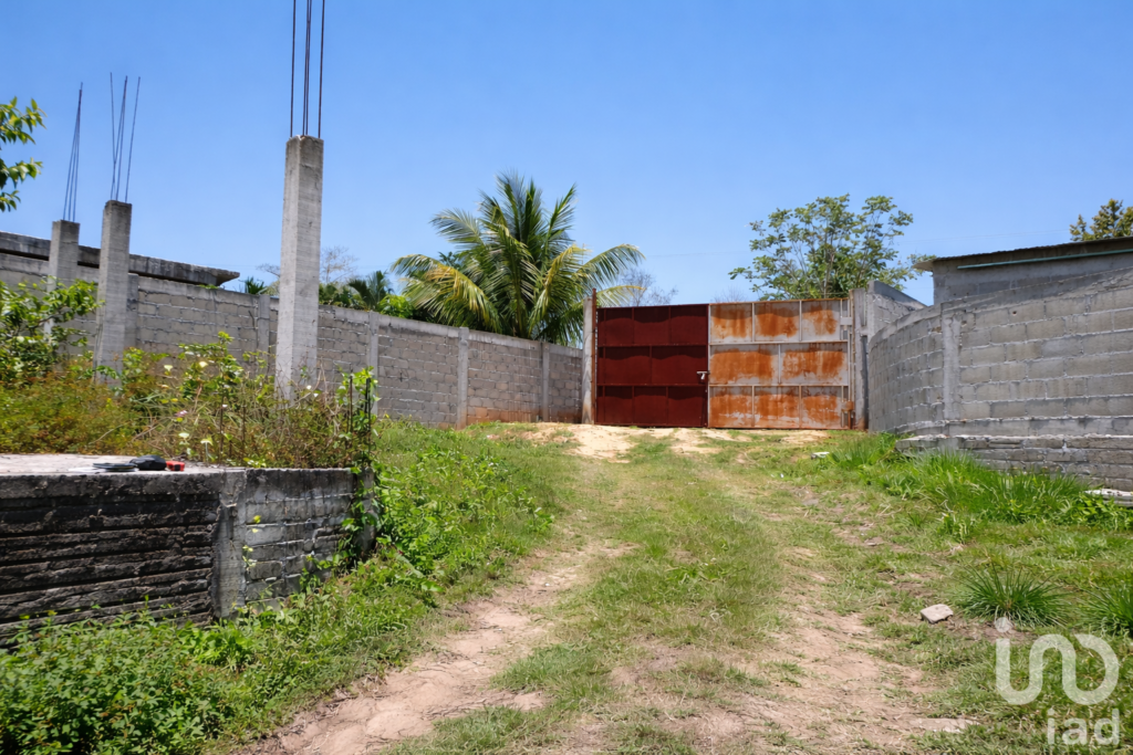 Venta de terreno, Bardeado en privada, Barranca y Amates, Villahermosa, Tabasco