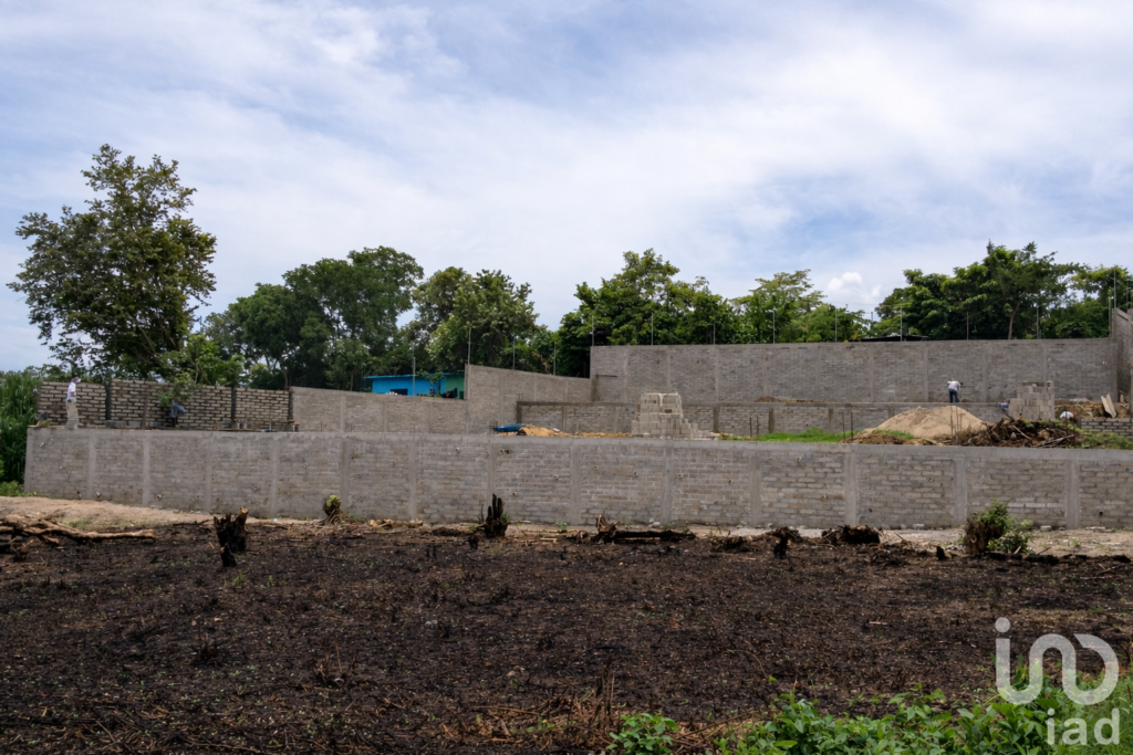 Venta de terreno, Bardeado en privada, Barranca y Amates, Villahermosa, Tabasco