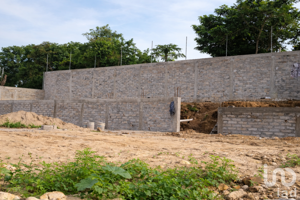 Venta de terreno, Bardeado en privada, Barranca y Amates, Villahermosa, Tabasco