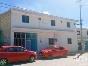 VENTA DE CASA CON 10 CUARTOS DE RENTA Y CASA CON ALBERCA CERCA DE LA UNIVESIDAD DEL FUTBOL PACHUCA
