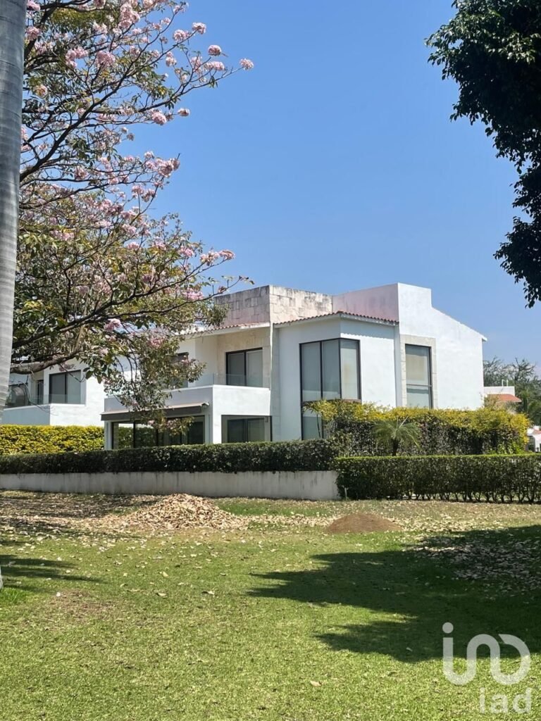 CASA EN CLUSTER EN VENTA - PARAÍSO COUNTRY CLUB, EMILIANO ZAPATA, AMATITLÁN, MORELOS