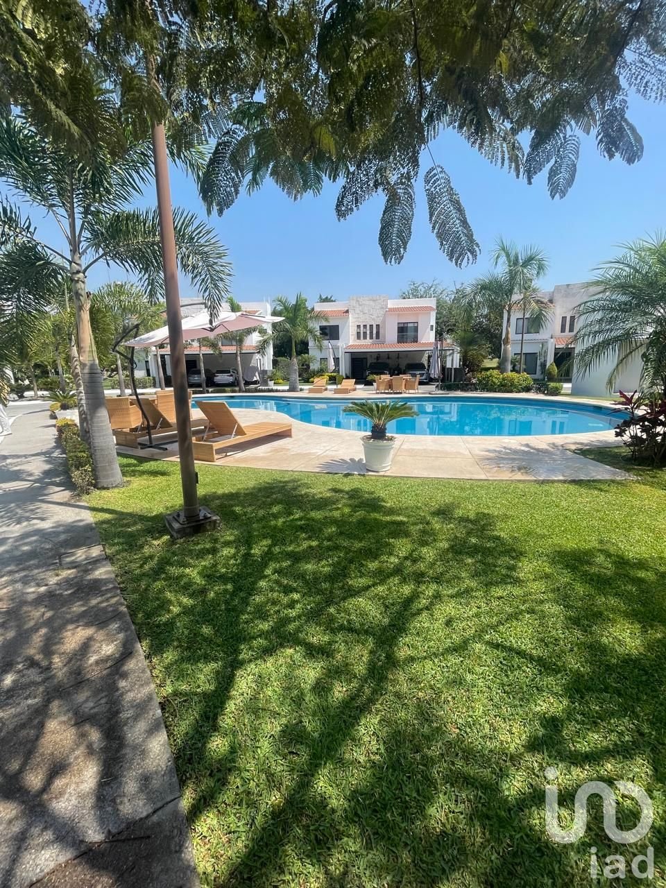 CASA EN CLUSTER EN VENTA – PARAÍSO COUNTRY CLUB, EMILIANO ZAPATA, AMATITLÁN, MORELOS