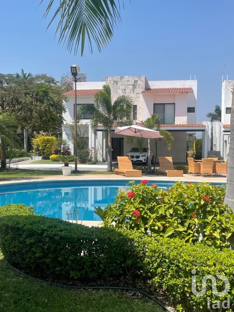 CASA EN CLUSTER EN RENTA - PARAÍSO COUNTRY CLUB, EMILIANO ZAPATA, AMATITLÁN, MORELOS