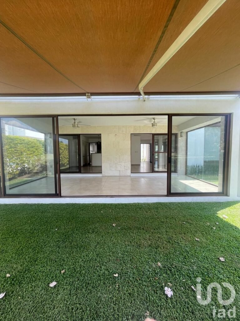 CASA EN CLUSTER EN RENTA - PARAÍSO COUNTRY CLUB, EMILIANO ZAPATA, AMATITLÁN, MORELOS