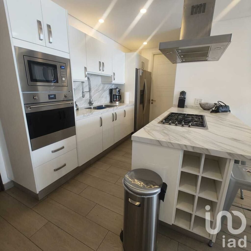 MODERNO DEPARTAMENTO AMUEBLADO EN VENTA