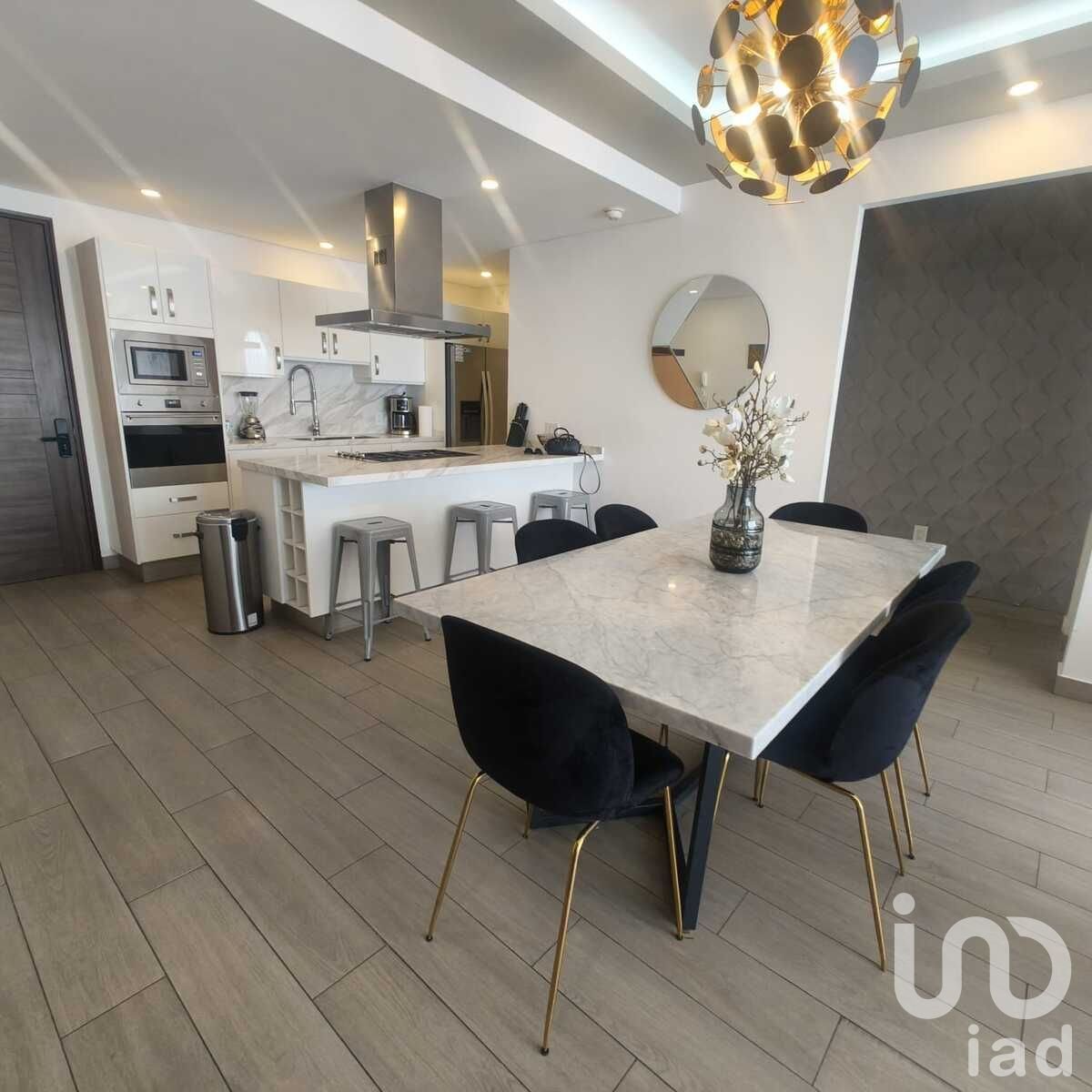 MODERNO DEPARTAMENTO AMUEBLADO EN VENTA MODERNO DEPARTAMENTO AMUEBLADO EN VENTA