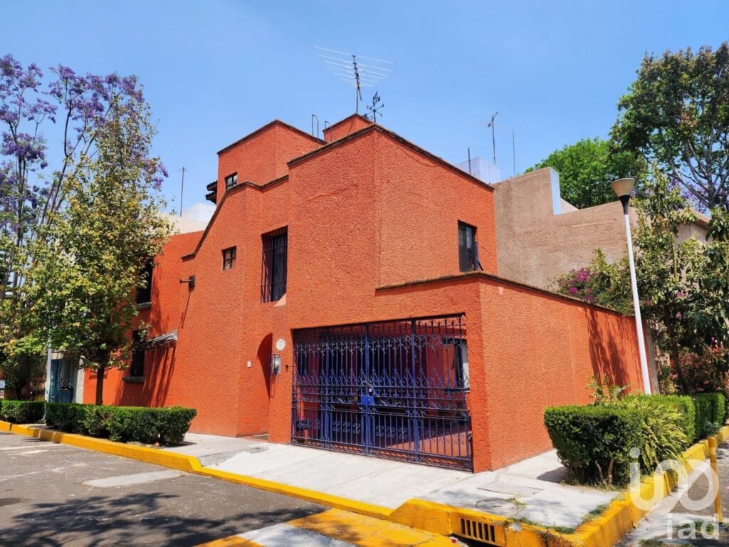 RENTA DE CASA EN CONDOMINIO EN VILLA SAN FRANCISCO COYOACAN