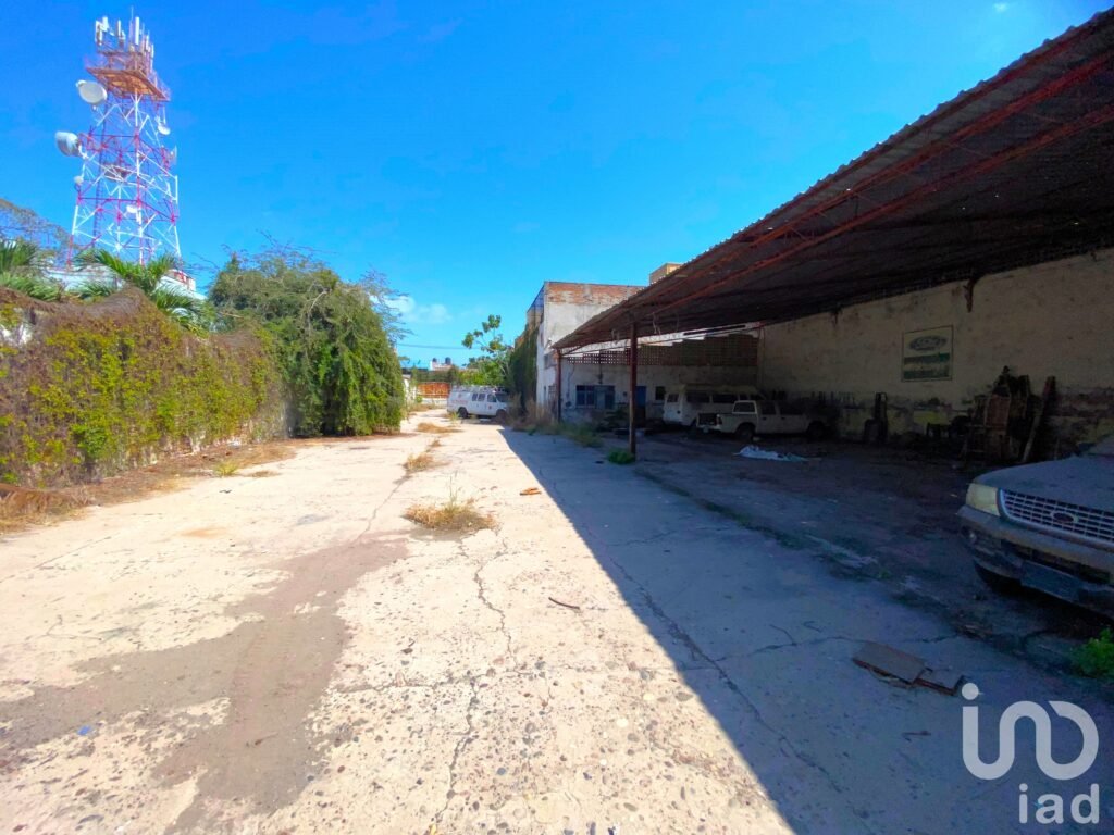 Bodega en Venta, excelente ubicación estratégica para logística, alta rentabilidad para inversión