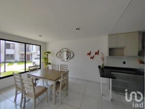 Casa con alberca en Condominio,  Jiutepec | Desde $2,408,500