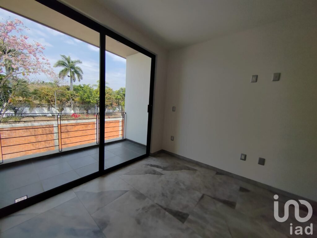 Casa con alberca en Condominio,  Jiutepec | Desde $2,408,500
