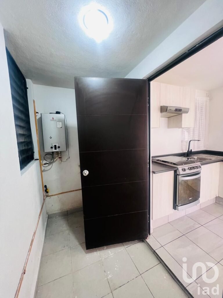 RENTA DE DEPARTAMENTO EN PRIVALIA AMBIENTA, CONDOMINIO HIGUERILLA, QUERETARO