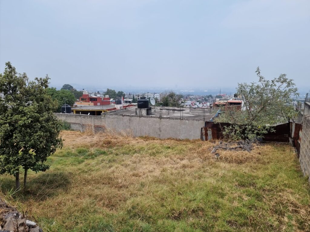 VIVE LA AMPLITUD Y LA TRANQUILIDAD, RESIDENCIA RUSTICA CON ENORME JARDIN EN TLALPAN