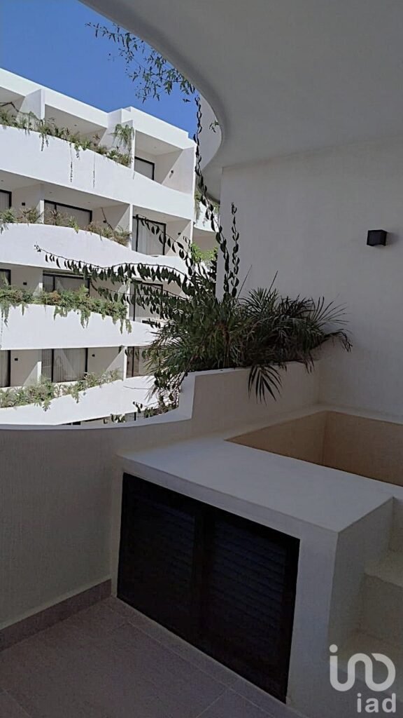 Estudio Amueblado en RENTA en espectacular Condo en Tulum