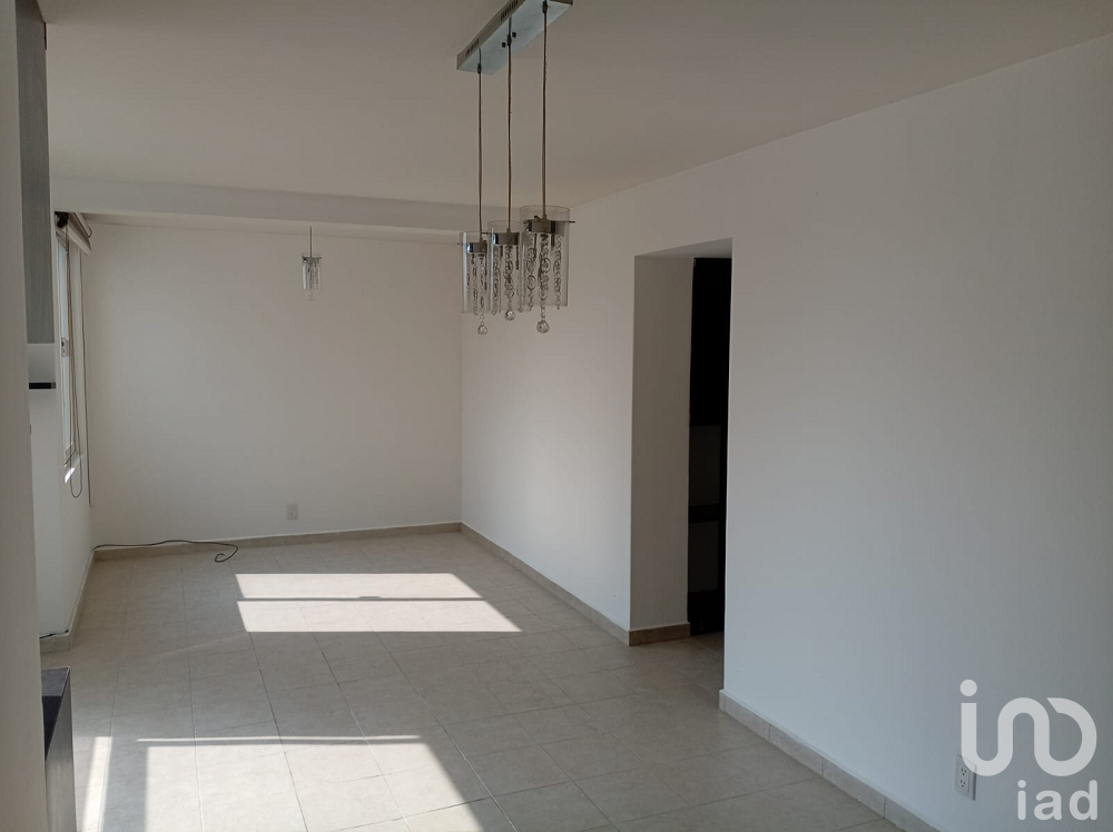 Venta de departamento en Privada San Isidro, conjunto cerrado con vigilancia, zona para niños.