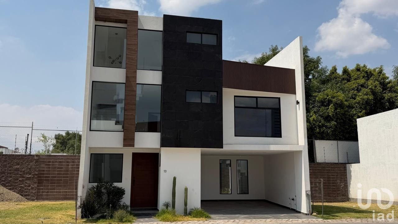 Casa Nueva en Tlaxcalancingo, Fraccionamiento Kinara
