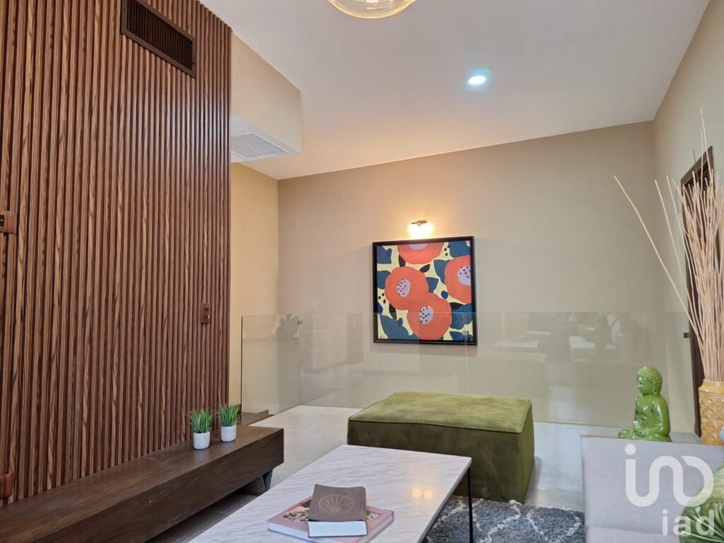 Casa en venta cerca de Puente Zaragoza