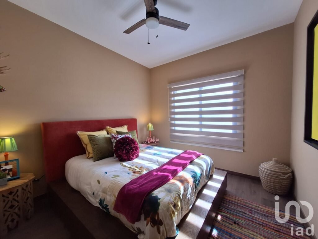 Casa en venta cerca de Puente Zaragoza