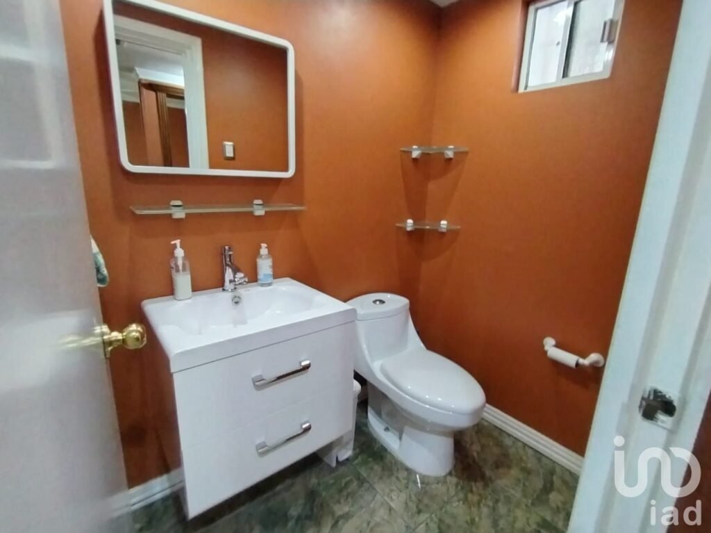 CASA EN VENTA EN FRACC. HACIENDA DE LOS NOGALES, ETAPA VI