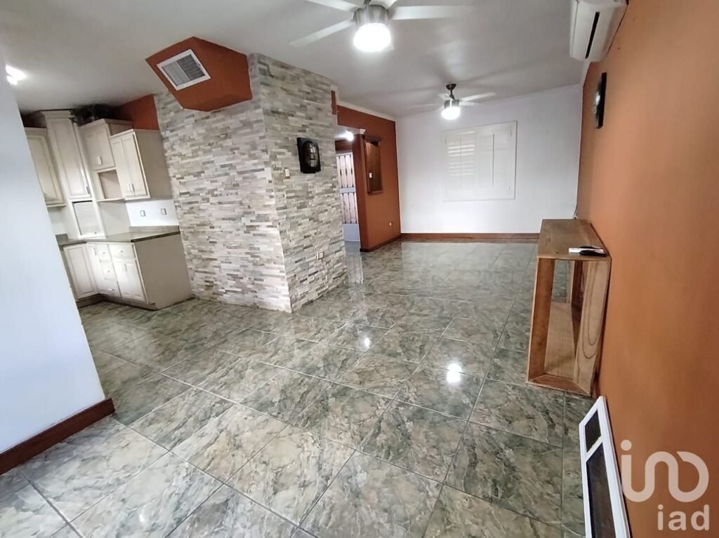 CASA EN VENTA EN FRACC. HACIENDA DE LOS NOGALES, ETAPA VI