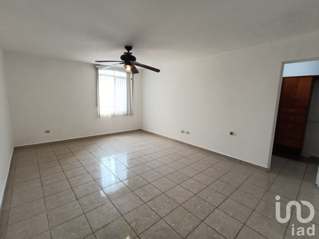 Renta de Casa en Cerradas de Anáhuac, Escobedo- Espaciosa y funcional