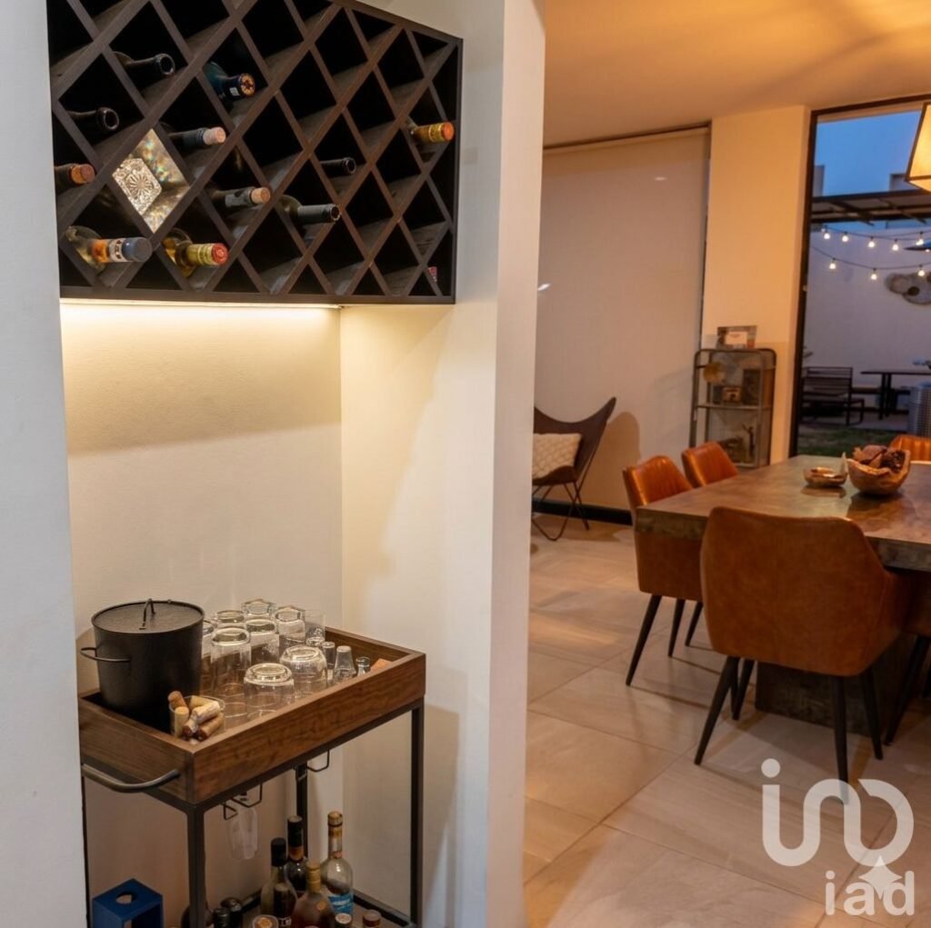 Casa en Venta con Terreno Excedente en Puerta Natura, San Luis Potosi