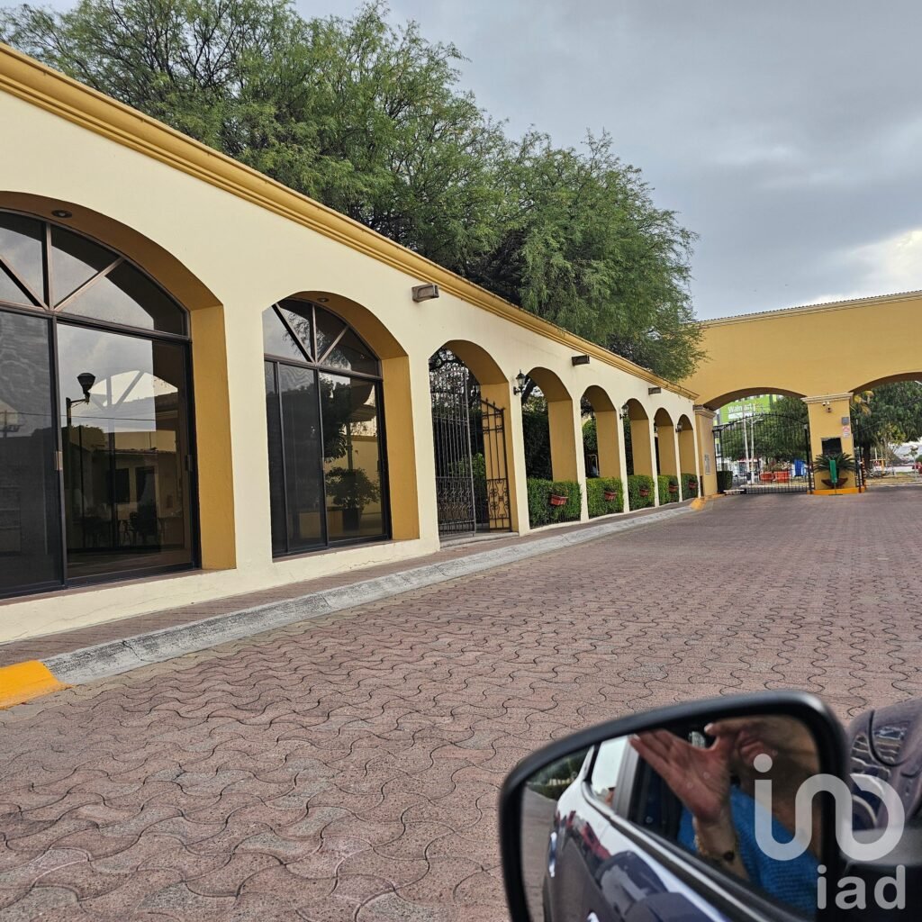 Casa en venta en Rincón Campestre a dos cuadras de Constituyentes Queretaro