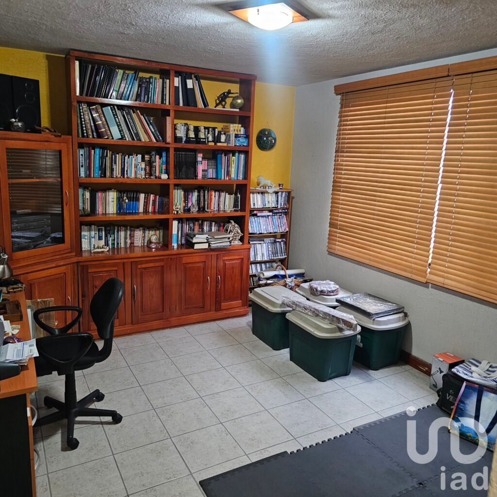 Casa en venta en Rincón Campestre a dos cuadras de Constituyentes Queretaro