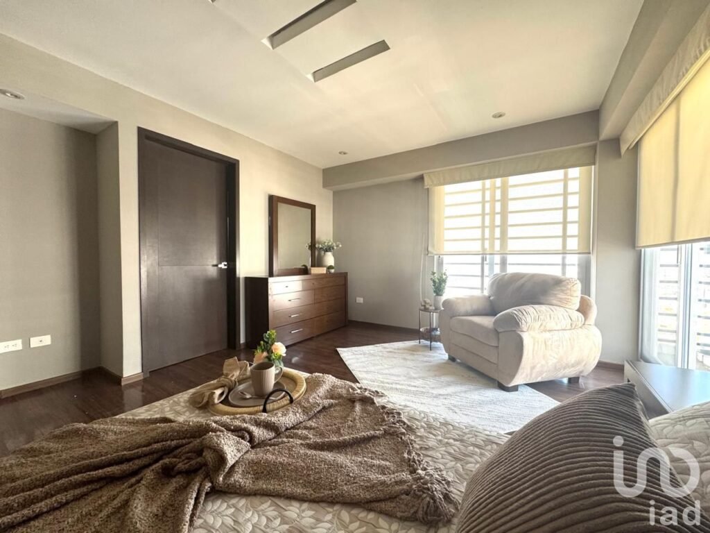 Departamento amueblado en RENTA en Privadas del Pedregal frente al Poder Judicial en San Luis Potosi