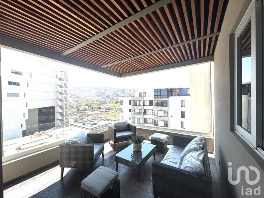 Departamento amueblado en RENTA en Privadas del Pedregal frente al Poder Judicial en San Luis Potosi