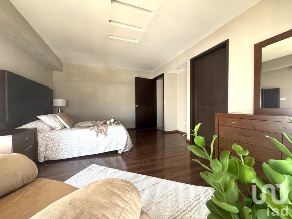 Departamento amueblado en RENTA en Privadas del Pedregal frente al Poder Judicial en San Luis Potosi