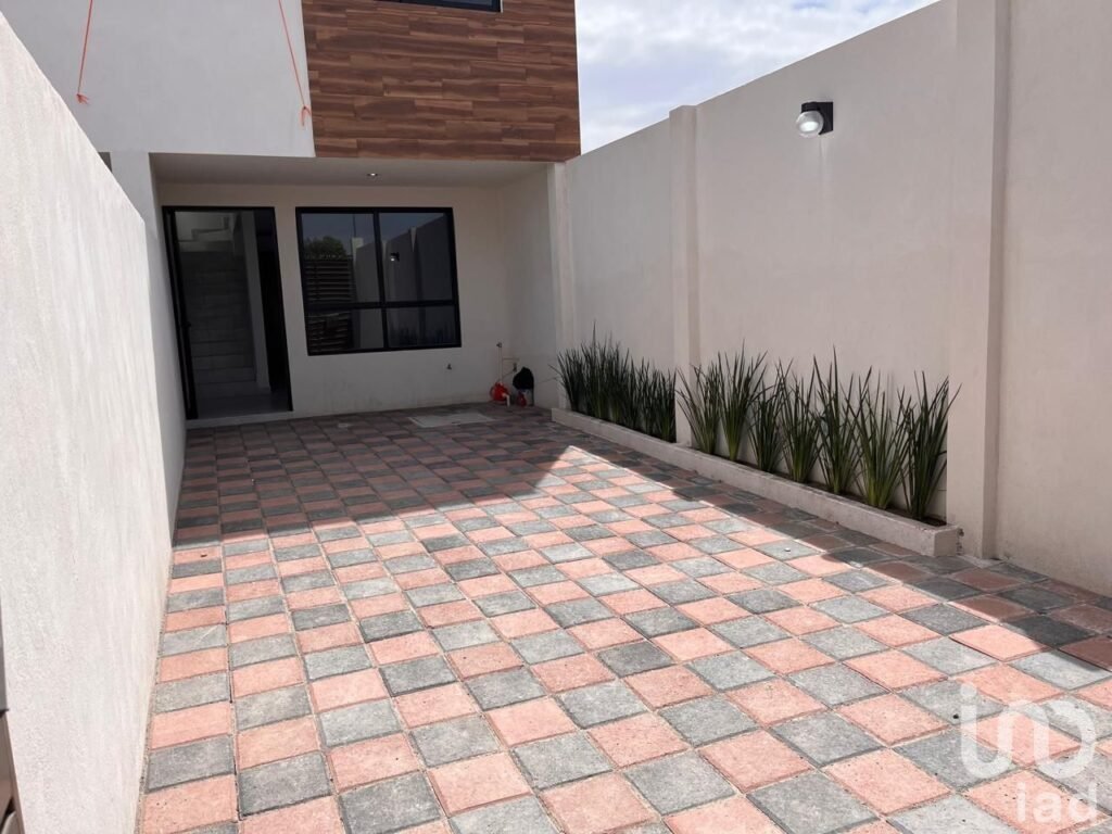 Casa en venta en San Alfonso, Puebla (a unas calles de la 16 de Septiembre) con 88m2 de construcción