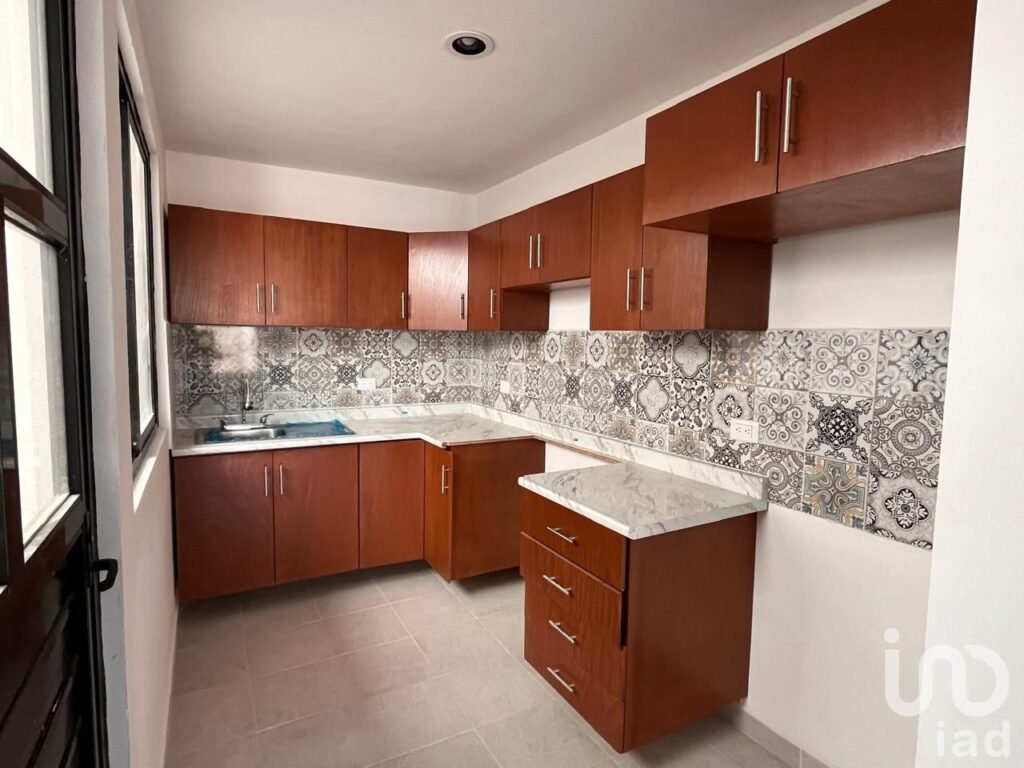 Casa en venta en San Alfonso, Puebla (a unas calles de la 16 de Septiembre) con 88m2 de construcción