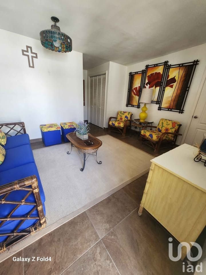 CASA EN VENTA DE 6 HABITACIONES MUY CERCA DE AV. TECNOLOGICO Y EJERCITO NACIONAL